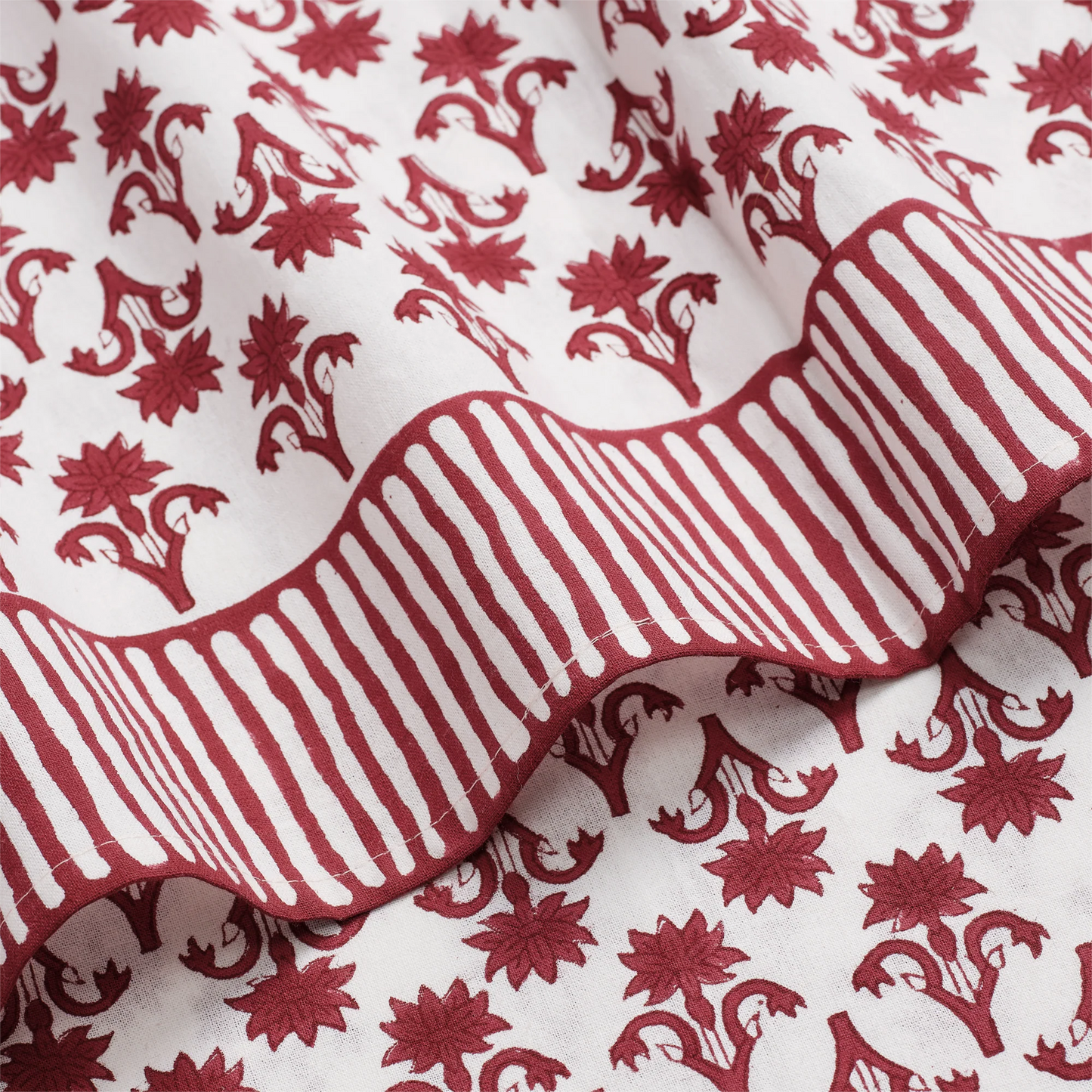 Tablecloth Lily 150x250cm