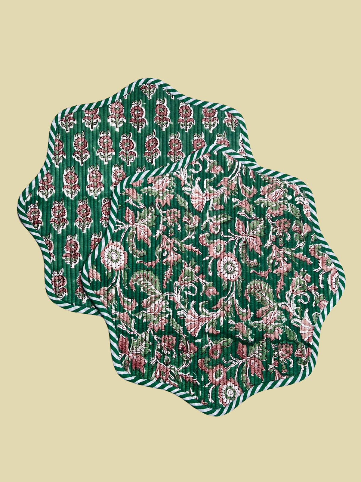 Bientôt Scallop Placemat Green 38cm