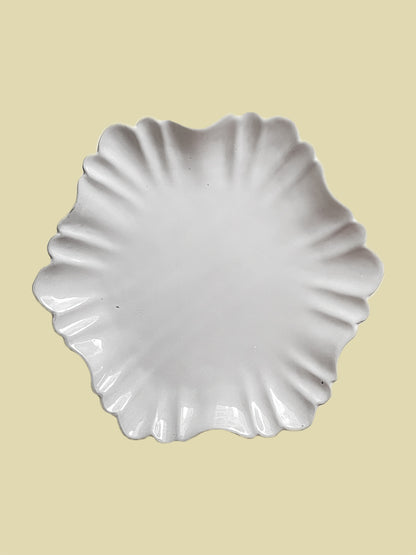 Paris Scallop Plate 26cm