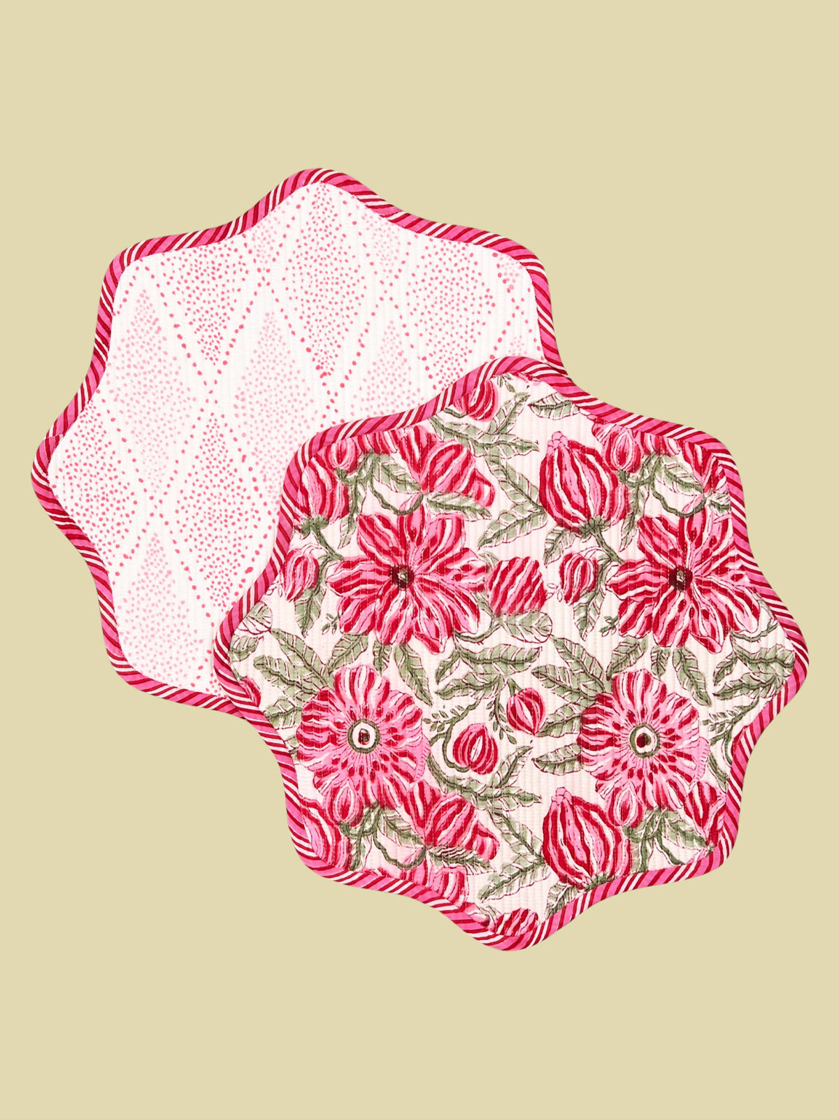 Bientôt Scallop Placemat White/Pink 38cm